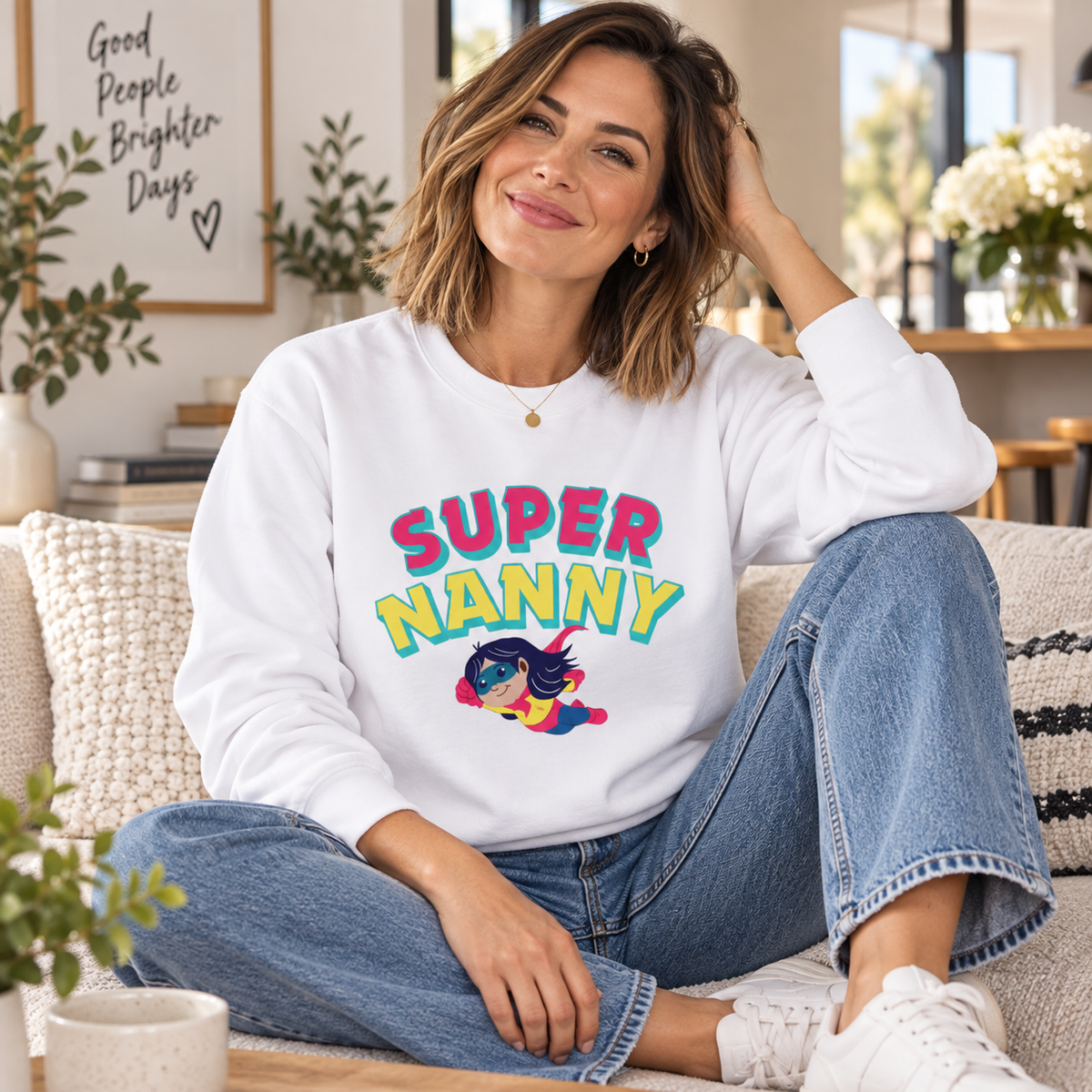 Arctic White Super Nanny sweatshirt for women